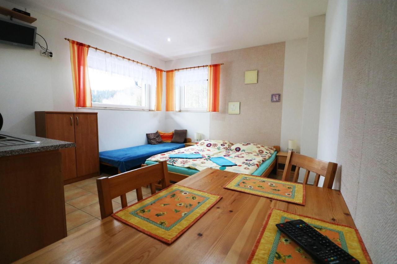 Apartmany Jana Janske Lazne Exteriör bild