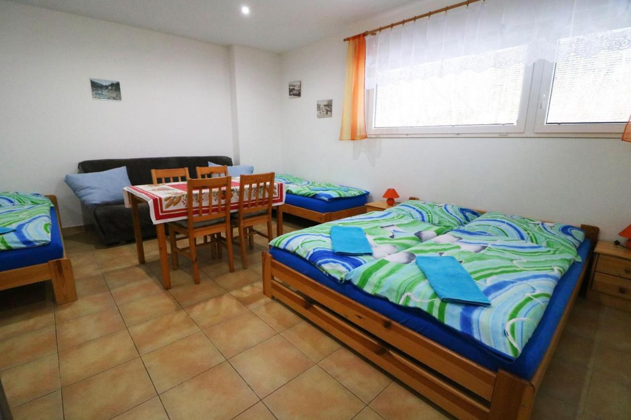 Apartmany Jana Janske Lazne Exteriör bild